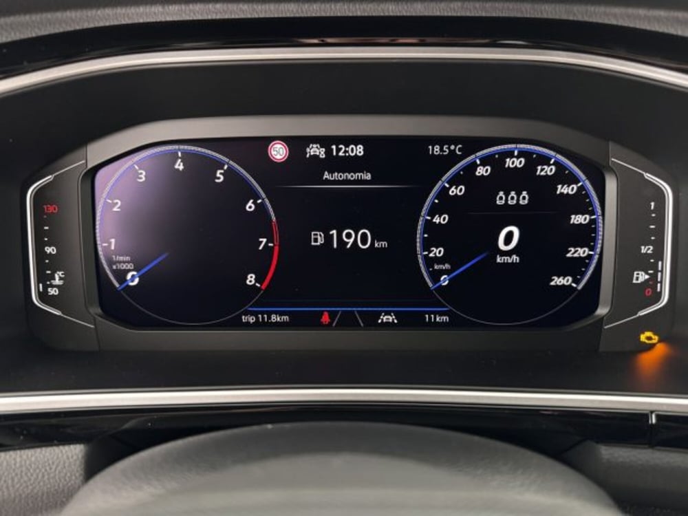 Volkswagen T-Roc nuova a Vicenza (15)