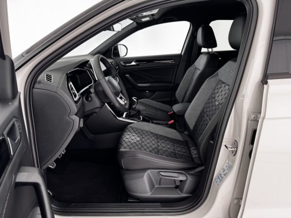 Volkswagen T-Roc nuova a Vicenza (8)