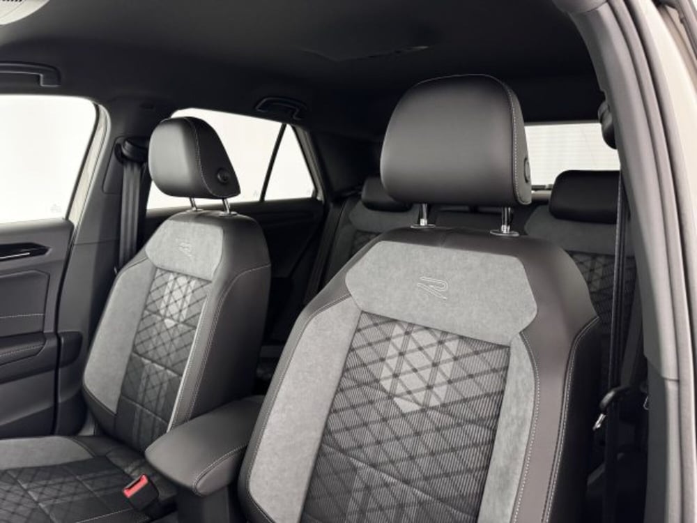 Volkswagen T-Roc nuova a Vicenza (9)