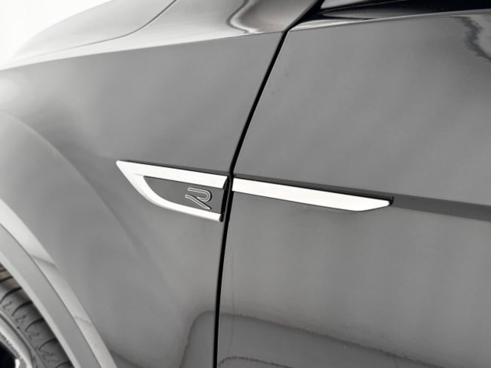 Volkswagen T-Roc nuova a Vicenza (7)