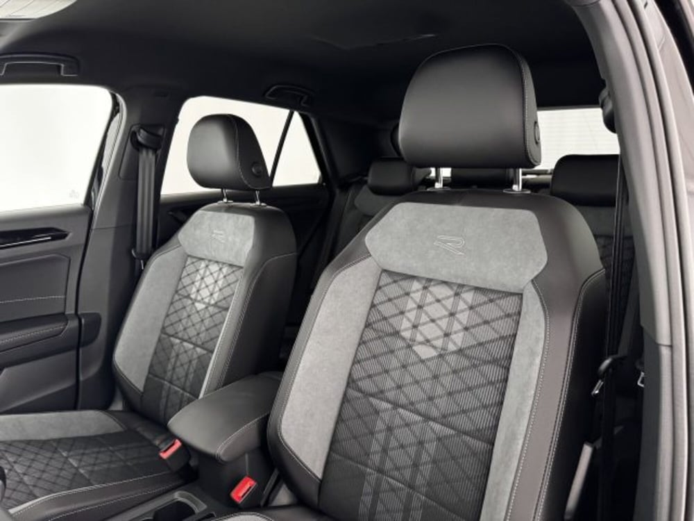 Volkswagen T-Roc nuova a Vicenza (9)