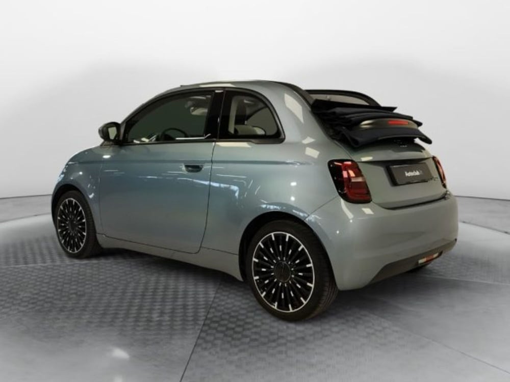 Fiat 500e Cabrio usata a Modena (18)