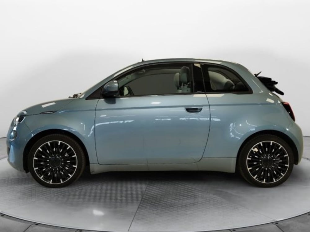 Fiat 500e Cabrio usata a Modena (3)