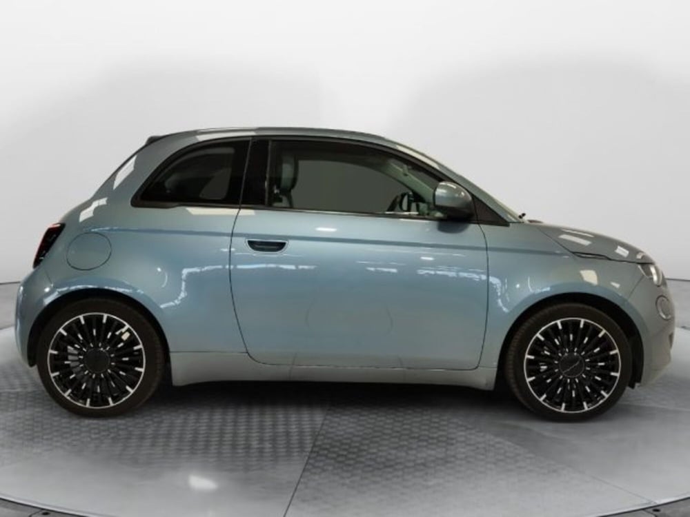 Fiat 500e Cabrio usata a Modena (4)