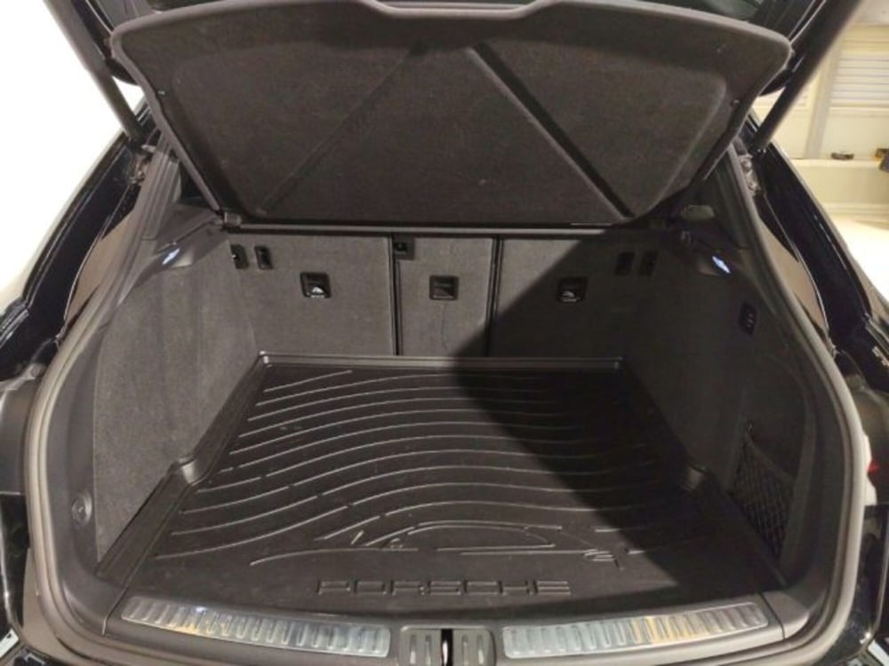 Porsche Macan usata a Modena (13)