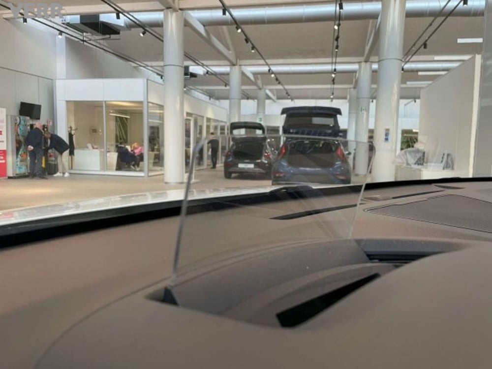 Hyundai Kona usata a Milano (11)