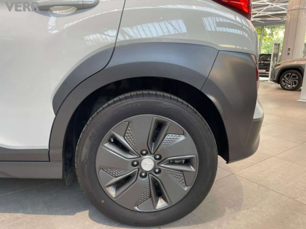 Hyundai Kona usata a Milano (4)