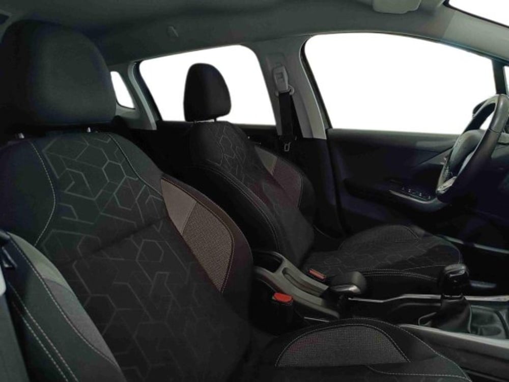 Peugeot 2008 usata a Catania (10)