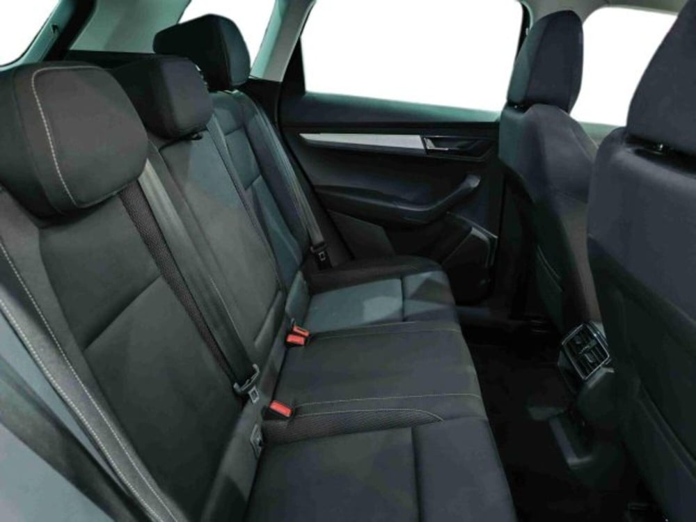 Skoda Karoq usata a Catania (11)
