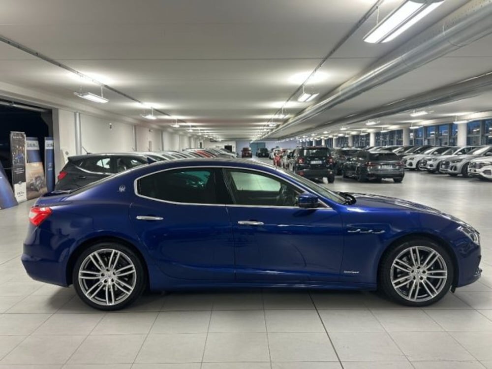 Maserati Ghibli usata a Cuneo (8)