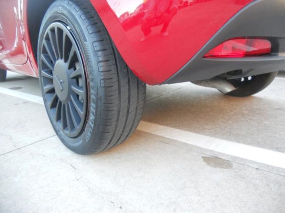 Lancia Ypsilon usata a Pisa (17)