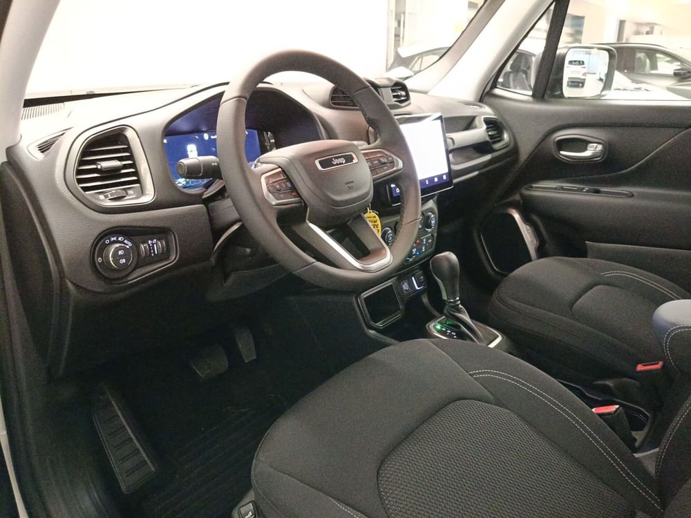 Jeep Renegade nuova a Ascoli Piceno (11)