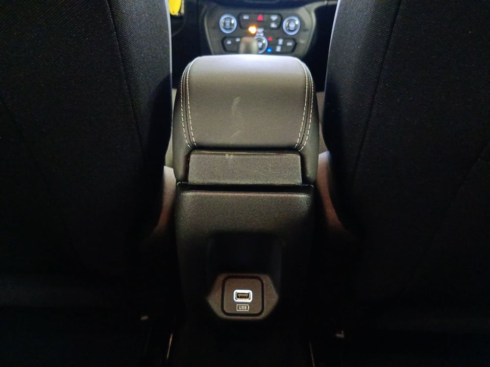 Jeep Renegade nuova a Ascoli Piceno (20)