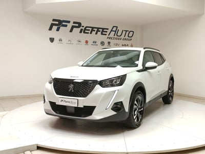 Peugeot 2008 BlueHDi 130 S&amp;S EAT8 Allure Pack del 2021 usata a Teramo