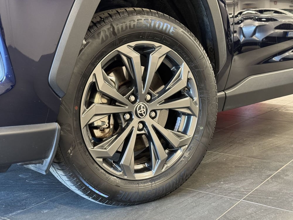 Toyota Rav4 usata a Brescia (6)