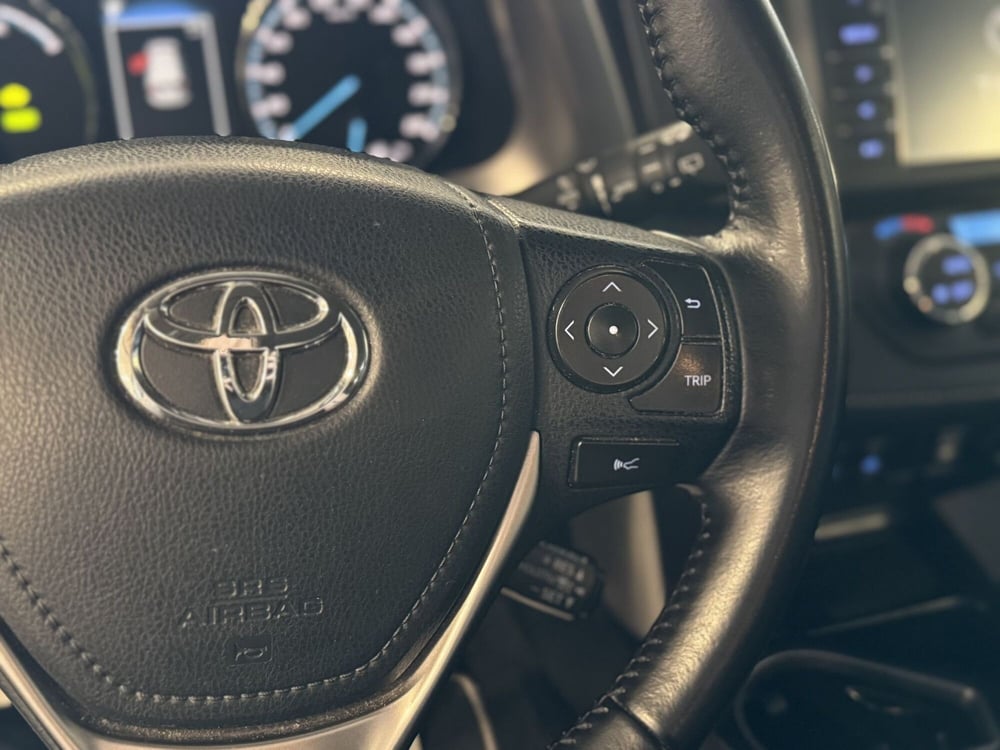 Toyota Rav4 usata a Brescia (10)
