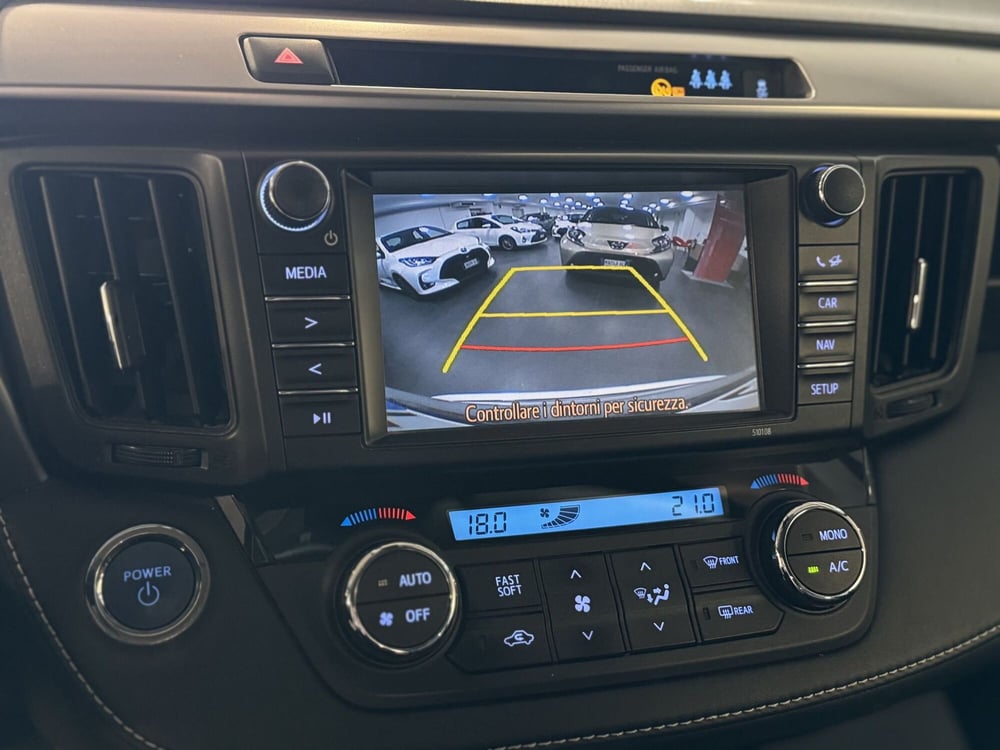 Toyota Rav4 usata a Brescia (12)