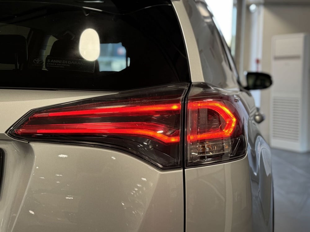 Toyota Rav4 usata a Brescia (7)