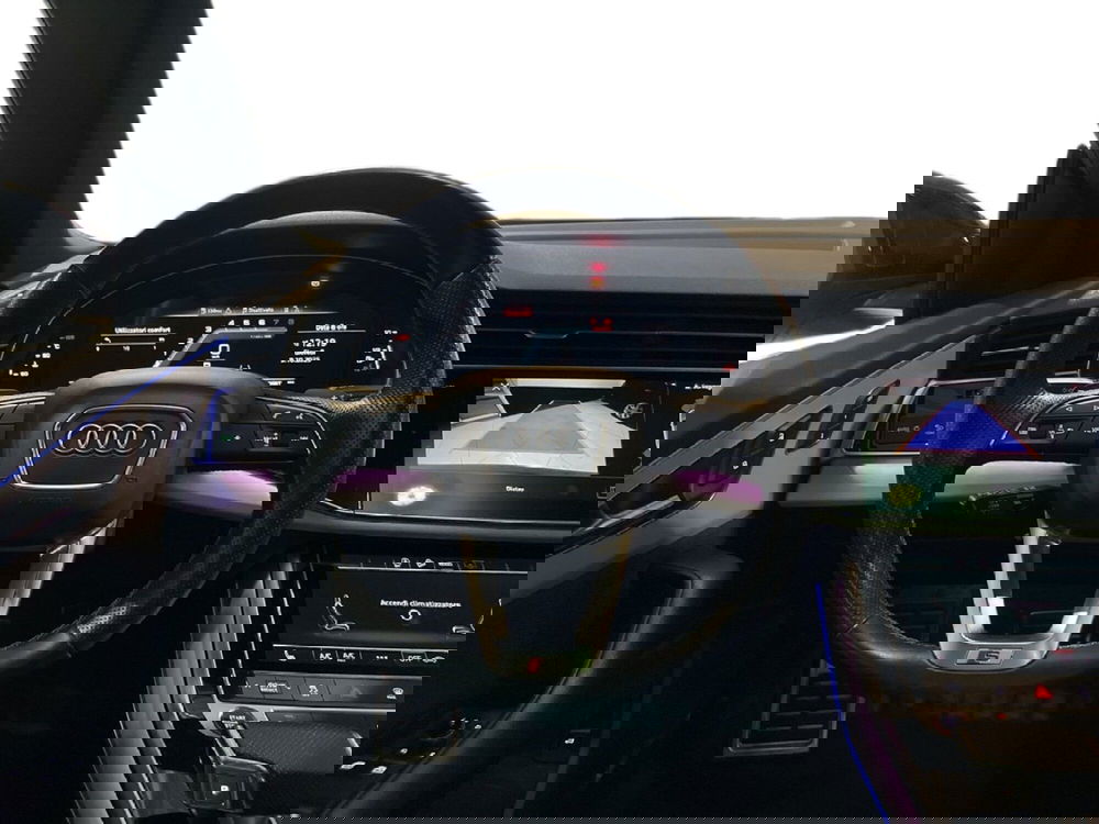 Audi RS Q8 usata a Torino (12)