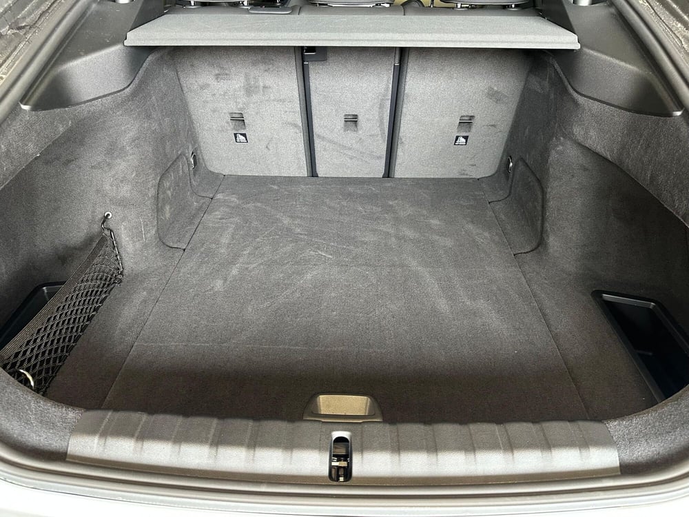 BMW i4 usata a Torino (13)