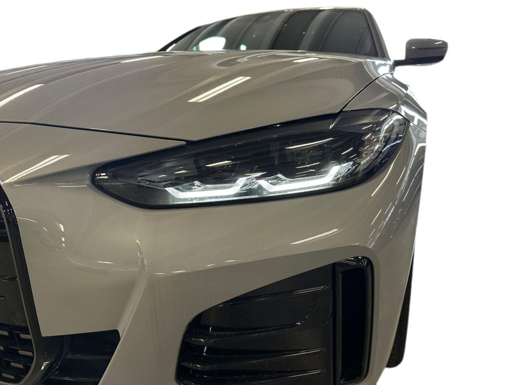 BMW i4 usata a Torino (16)