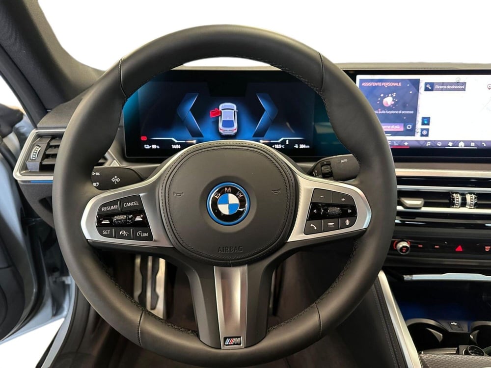BMW i4 usata a Torino (18)