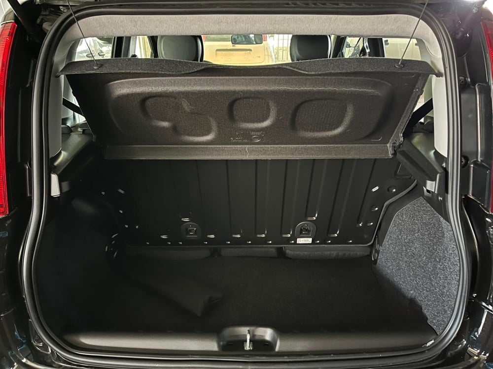 Fiat Panda Cross nuova a Milano (10)