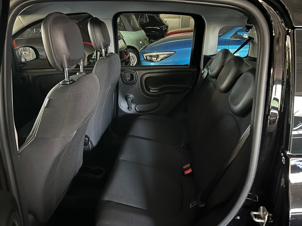 Fiat Panda Cross nuova a Milano (14)