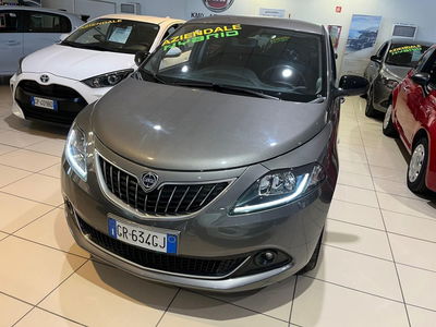 Lancia Ypsilon 1.0 FireFly 5 porte S&amp;S Hybrid Gold Plus del 2023 usata a Milano
