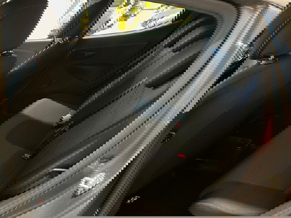 Lancia Ypsilon usata a Milano (13)