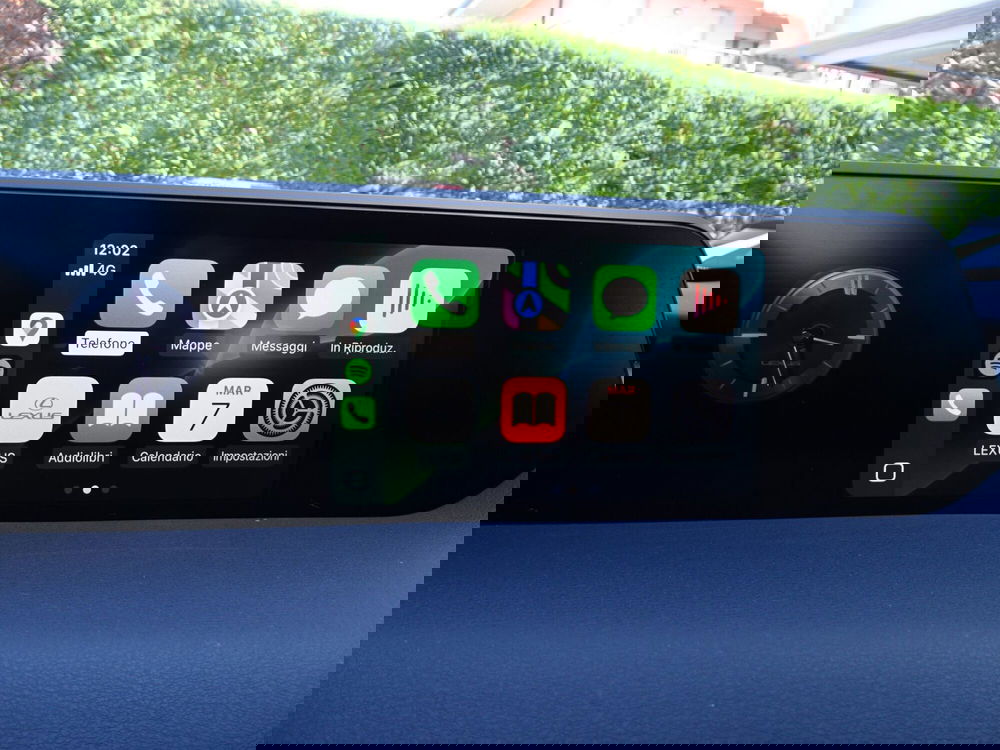 Lexus UX usata a Treviso (17)