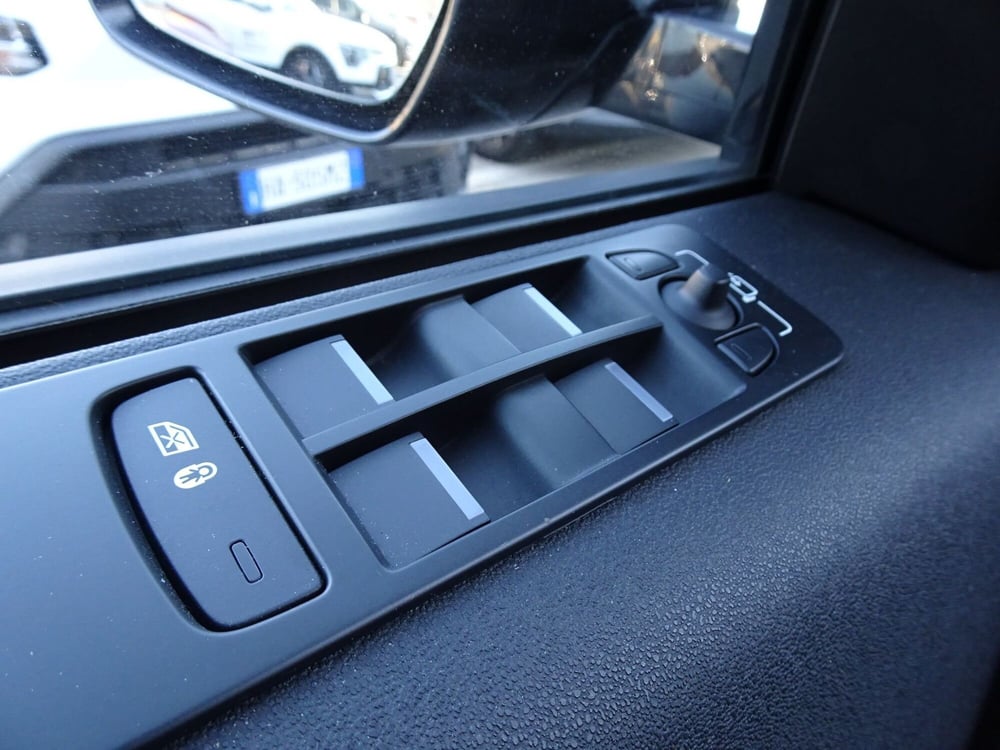 Land Rover Discovery Sport usata a Treviso (18)