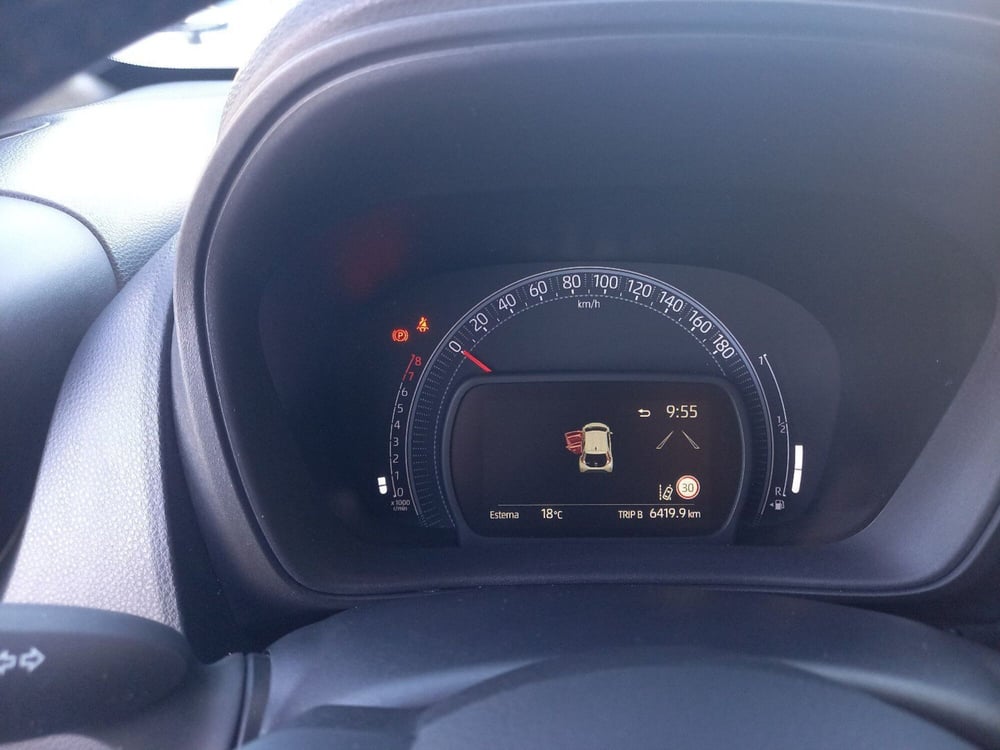 Toyota Aygo X usata a Agrigento (12)