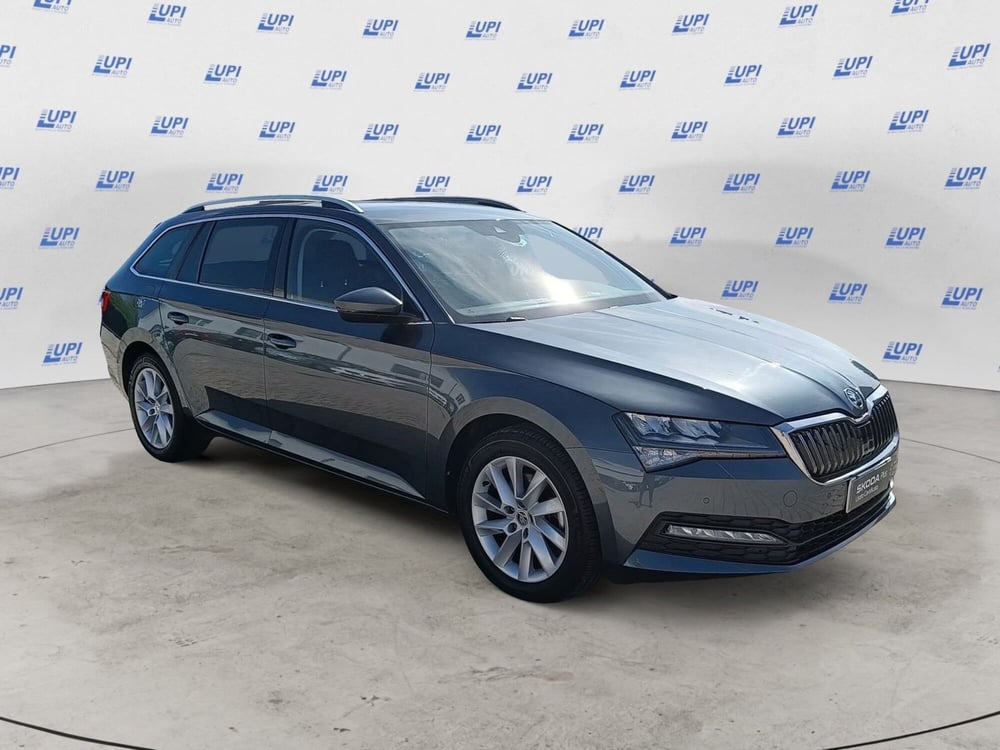 Skoda Superb Station Wagon usata a Prato (5)