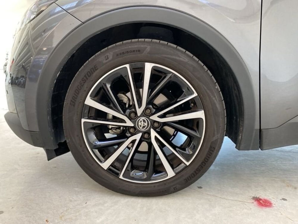 Toyota Toyota C-HR usata a Vicenza (11)