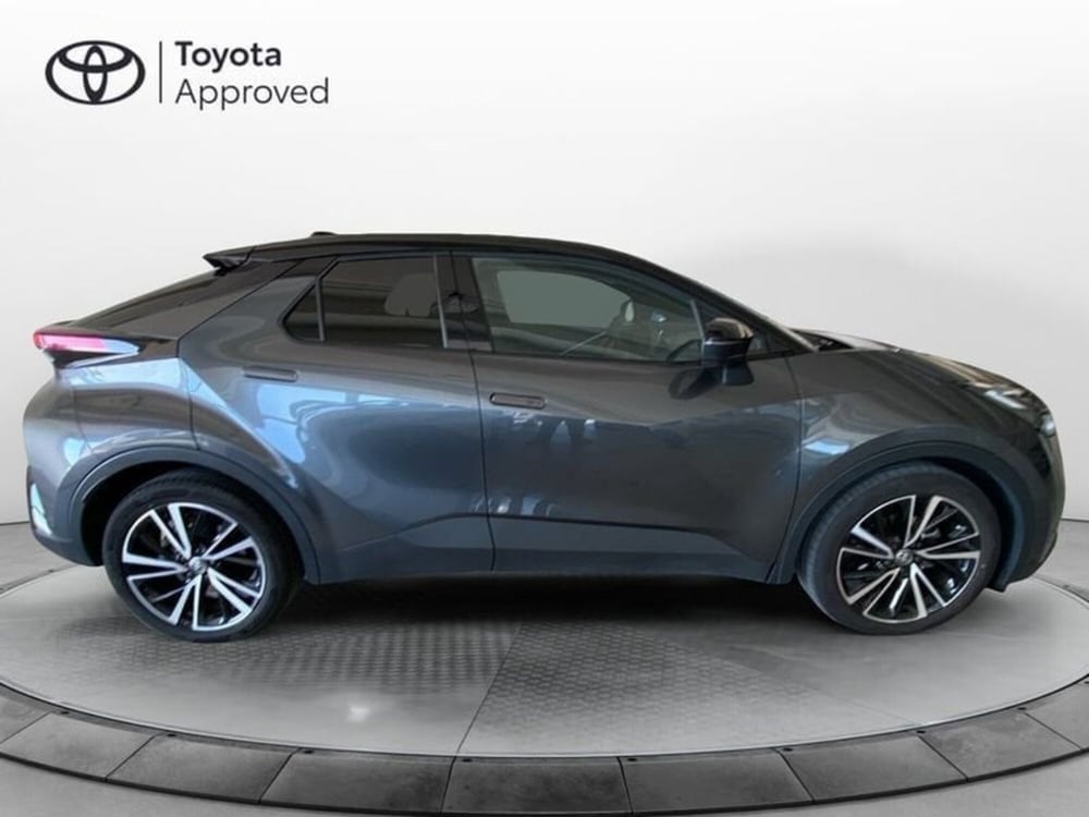 Toyota Toyota C-HR usata a Vicenza (8)