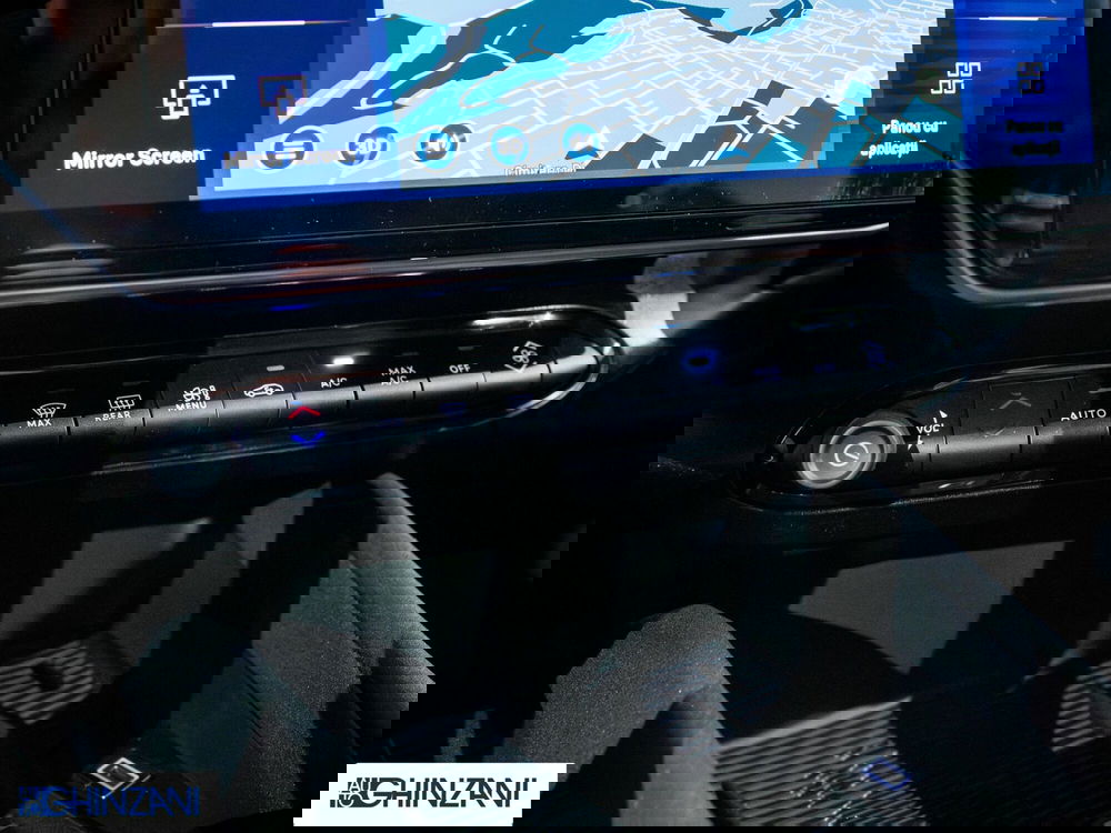 Alfa Romeo Junior nuova a Bergamo (16)