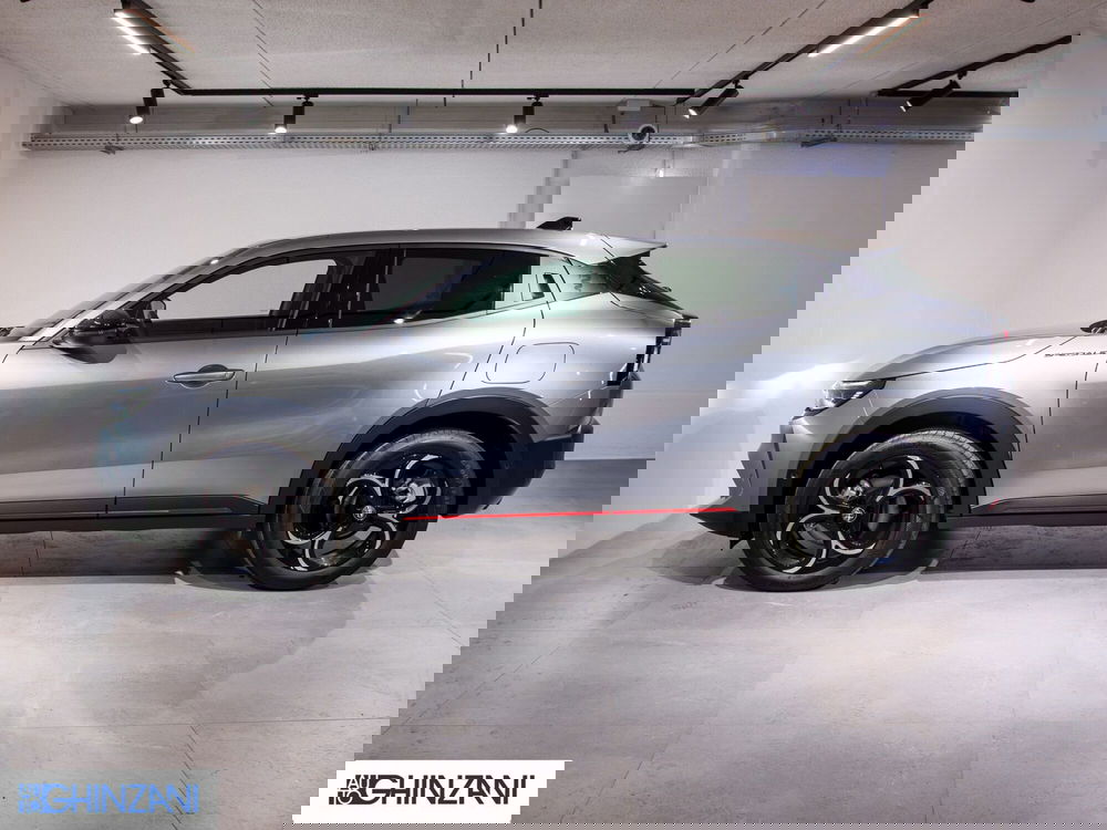 Alfa Romeo Junior nuova a Bergamo (5)