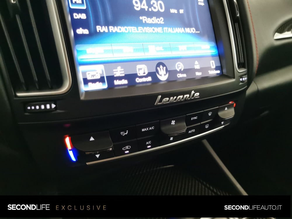 Maserati Levante usata a Chieti (19)