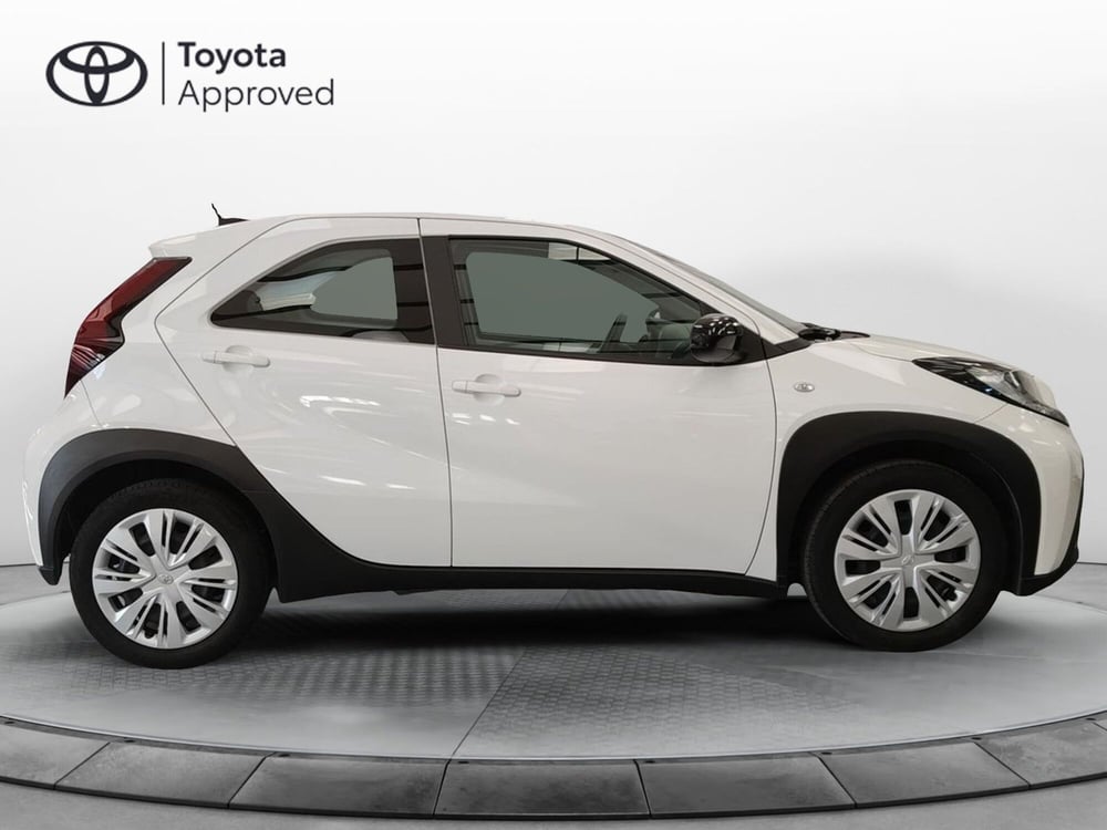 Toyota Aygo X usata a Roma (17)