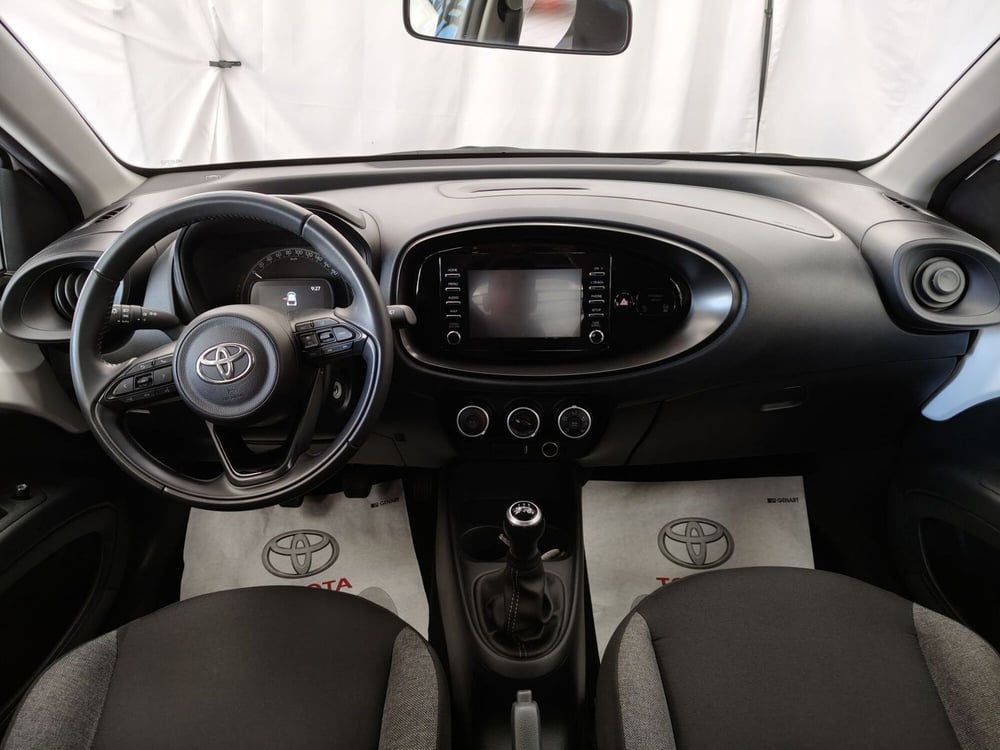 Toyota Aygo X usata a Roma (9)