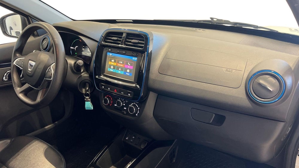 Dacia Spring usata a Viterbo (15)