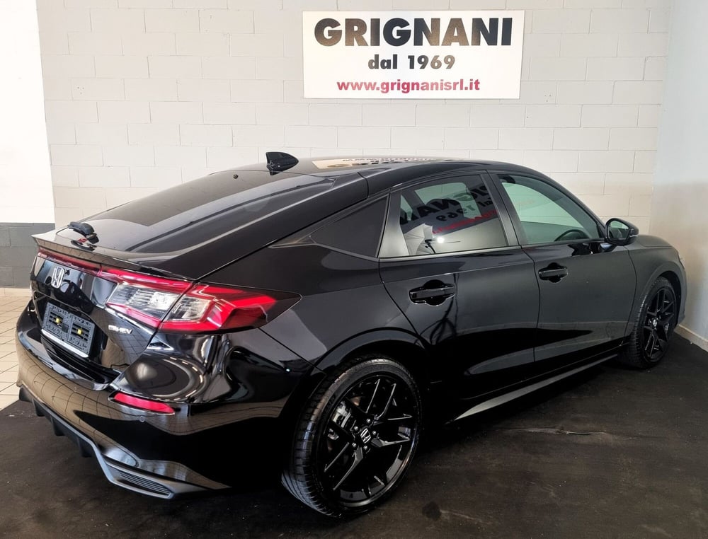 Honda Civic nuova a Pavia (17)
