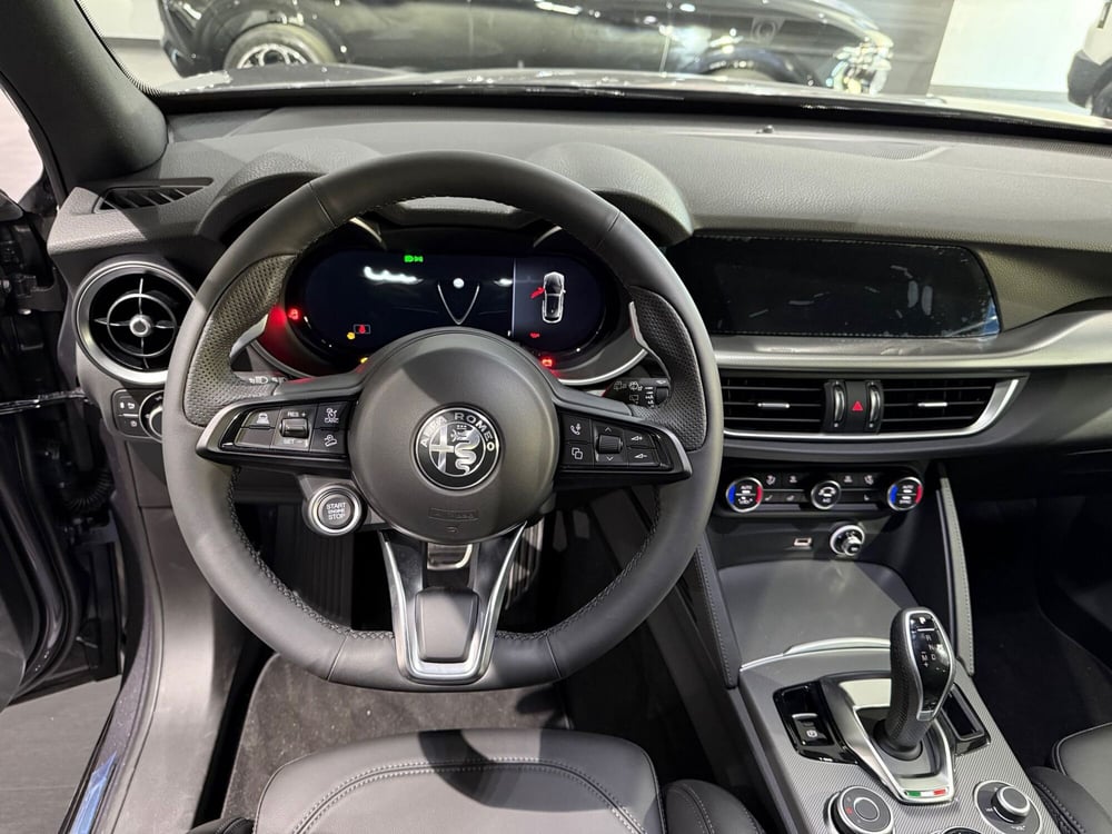 Alfa Romeo Stelvio usata a Reggio Emilia (11)