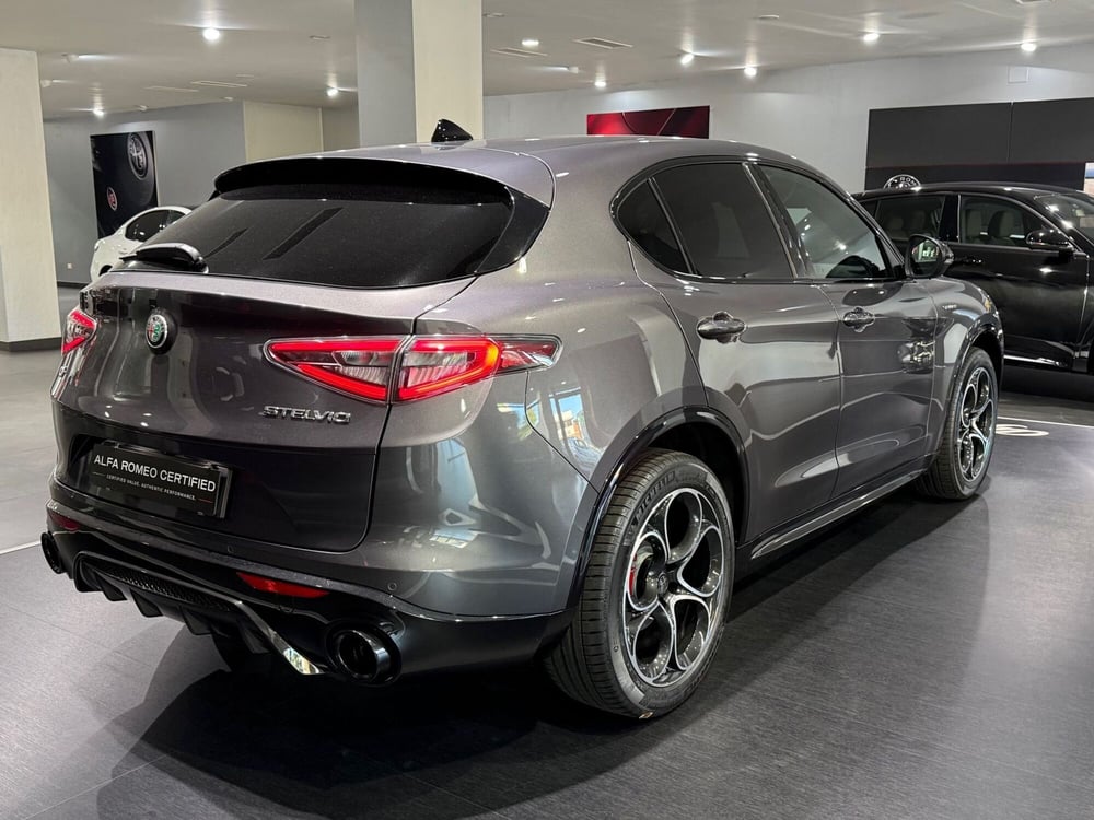 Alfa Romeo Stelvio usata a Reggio Emilia (5)