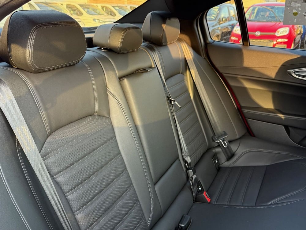 Alfa Romeo Giulia nuova a Reggio Emilia (12)