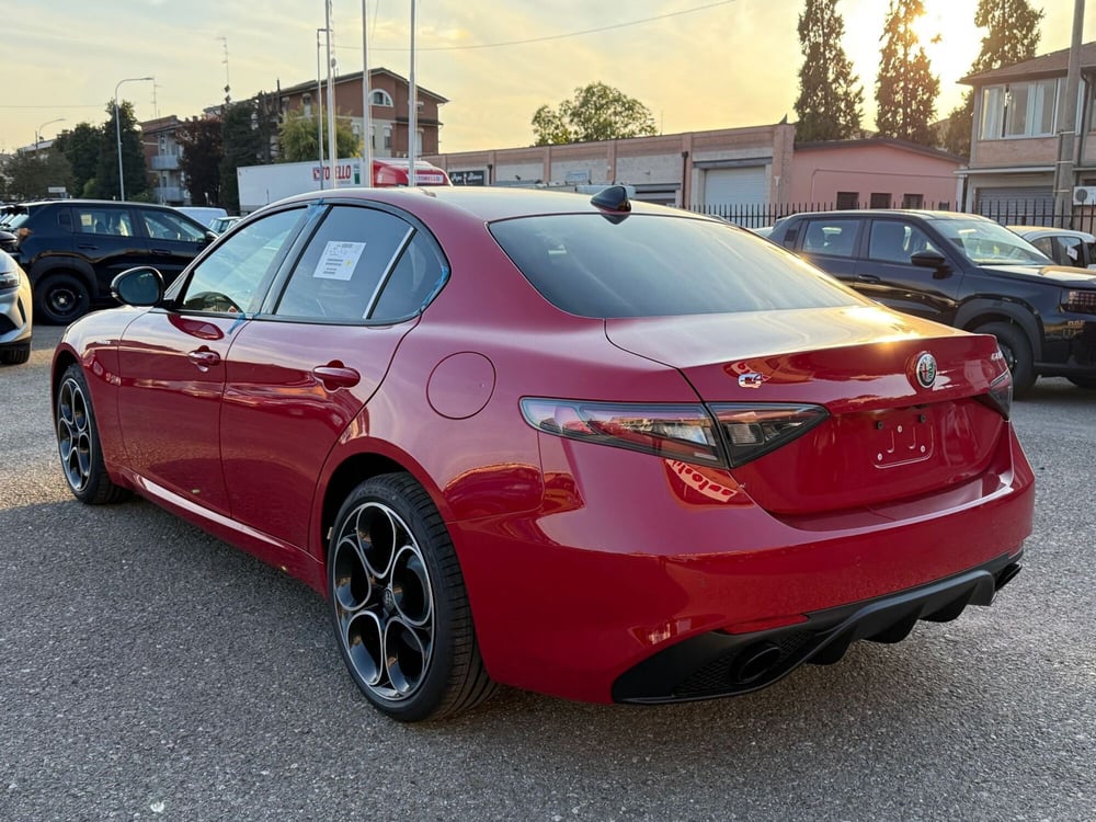 Alfa Romeo Giulia nuova a Reggio Emilia (2)