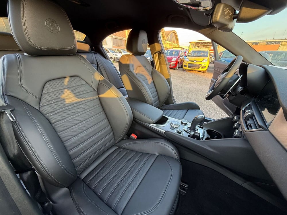 Alfa Romeo Giulia nuova a Reggio Emilia (10)