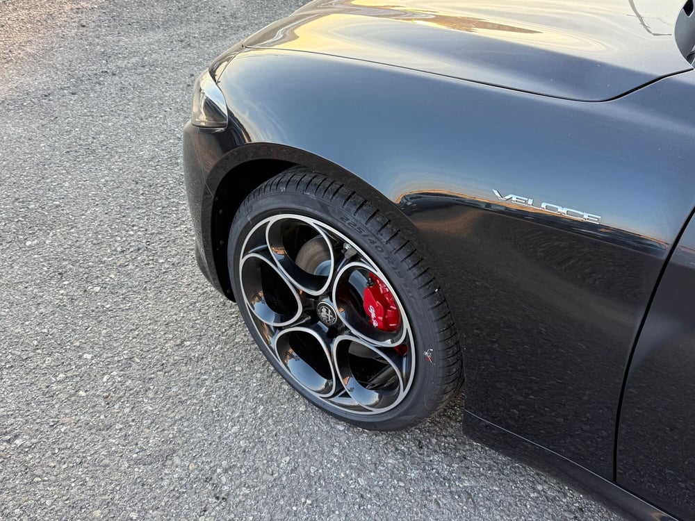 Alfa Romeo Giulia nuova a Reggio Emilia (2)