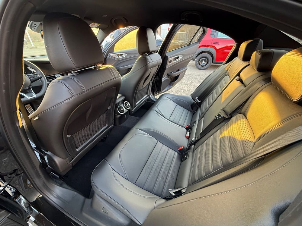 Alfa Romeo Giulia nuova a Reggio Emilia (8)